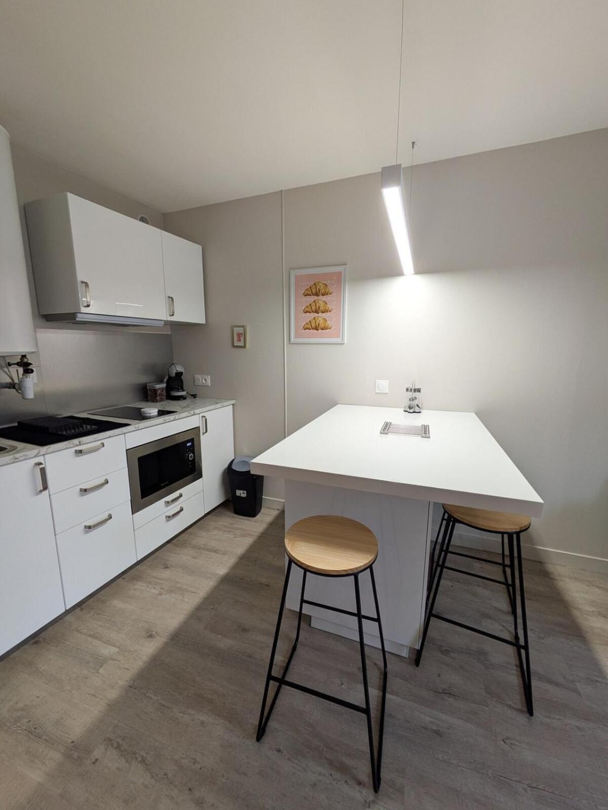 Appartement Dans Le Quartier Medievale Proche Centre-ville ! *